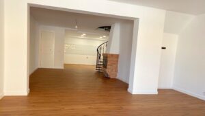 Reforma de salón, cocina y aseo en El Pinillo